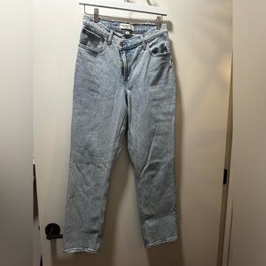 The 90’s Straight Ultra High Rise Curve Love